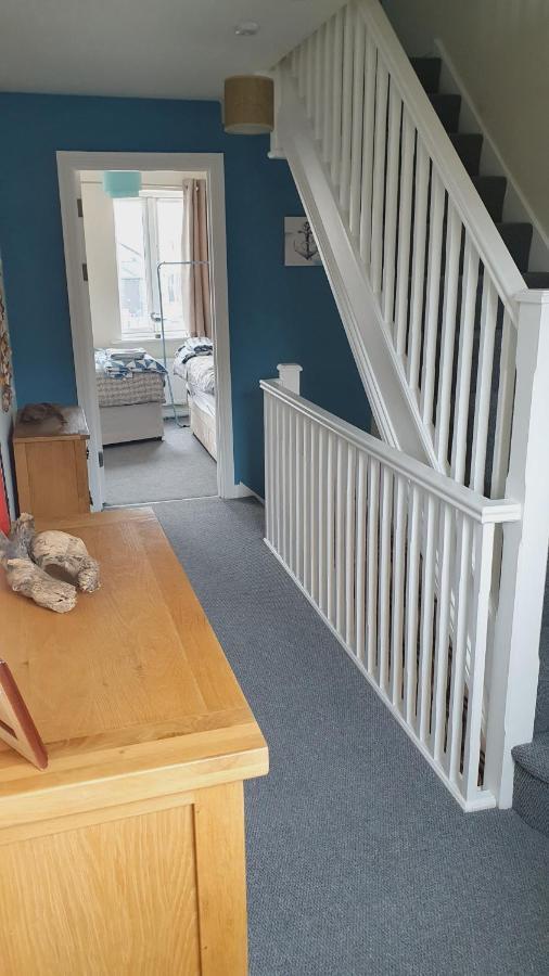 Beach Break Aberavon Holiday Home By The Sea ポート・タルボット エクステリア 写真