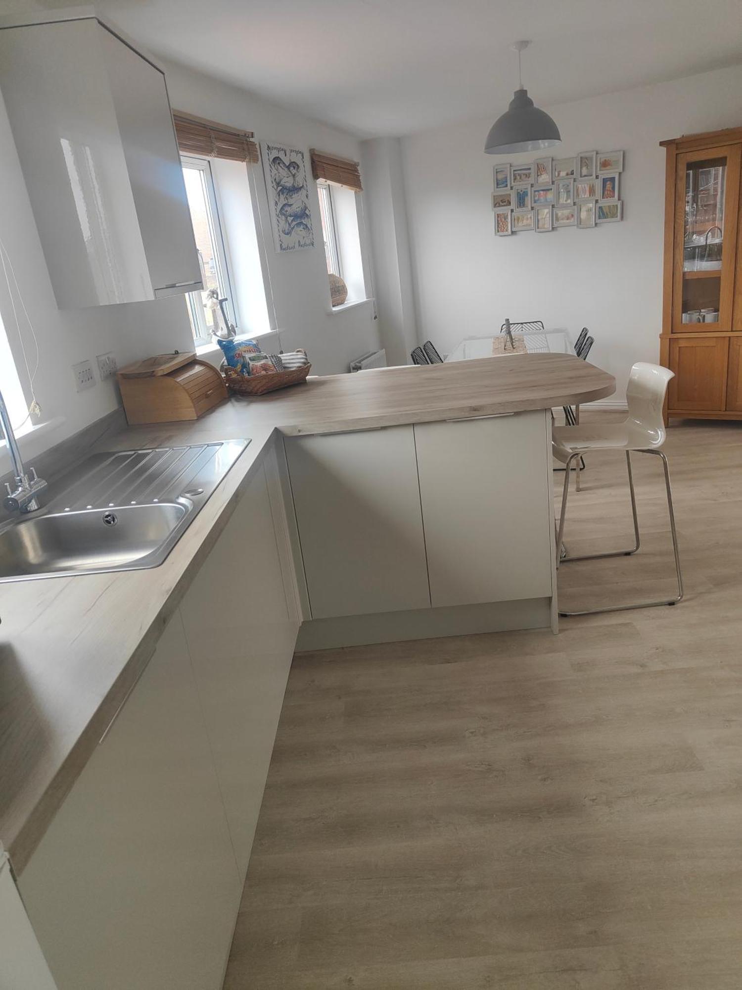 Beach Break Aberavon Holiday Home By The Sea ポート・タルボット エクステリア 写真